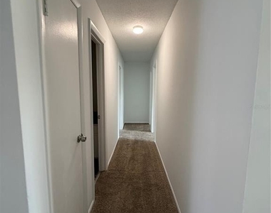 7210 N Manhattan Avenue - Photo Thumbnail 21