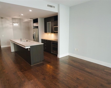 111 N 12th Street - Photo Thumbnail 7