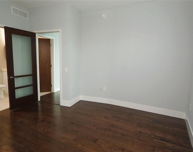 111 N 12th Street - Photo Thumbnail 10