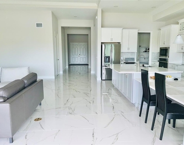 9632 Surrey Rose Drive - Photo Thumbnail 7