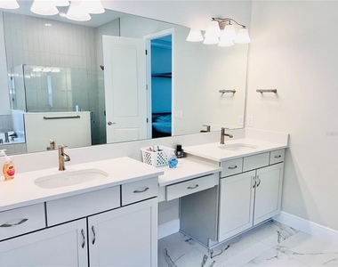 9632 Surrey Rose Drive - Photo Thumbnail 15