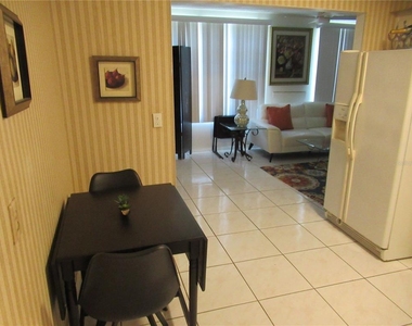 2468 Florentine Way - Photo Thumbnail 11