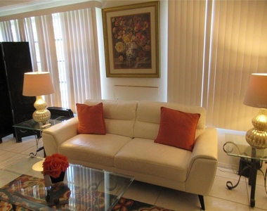 2468 Florentine Way - Photo Thumbnail 16
