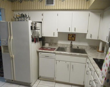 2468 Florentine Way - Photo Thumbnail 12