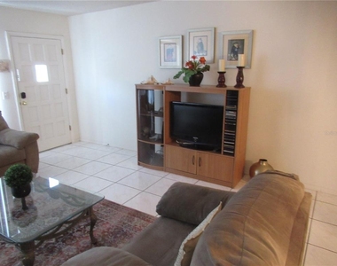 2468 Florentine Way - Photo Thumbnail 7