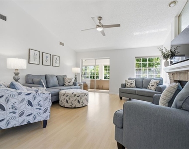 50 Pelican Place - Photo Thumbnail 3
