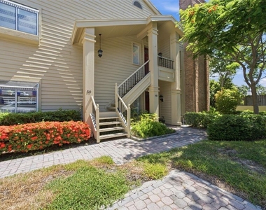 50 Pelican Place - Photo Thumbnail 1