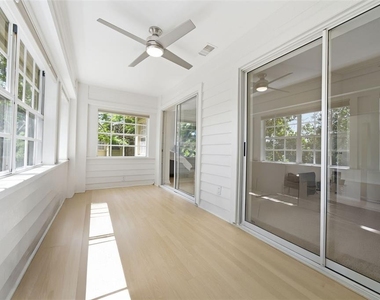 50 Pelican Place - Photo Thumbnail 18