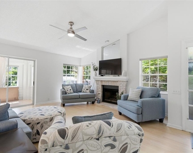 50 Pelican Place - Photo Thumbnail 4