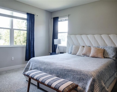 10452 Laguna Plains Drive - Photo Thumbnail 15