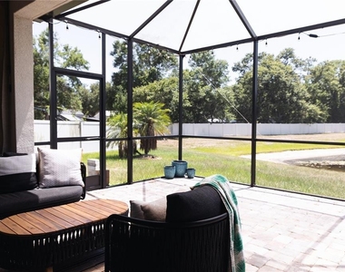10452 Laguna Plains Drive - Photo Thumbnail 18