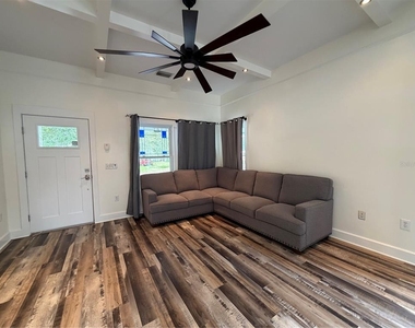 1204 E Ellicott Street - Photo Thumbnail 8