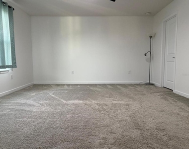 772 Parsons Mooring Court - Photo Thumbnail 9