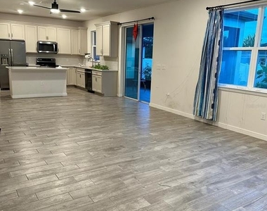 772 Parsons Mooring Court - Photo Thumbnail 4