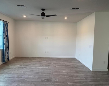 772 Parsons Mooring Court - Photo Thumbnail 12