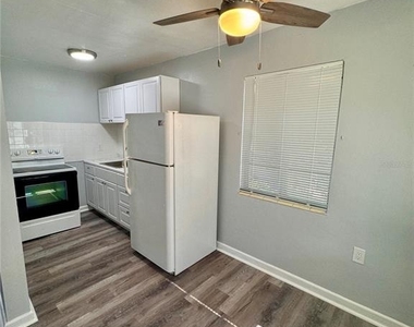 2318 4th Street S - Photo Thumbnail 1