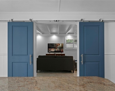 4815 W San Rafael Street - Photo Thumbnail 16