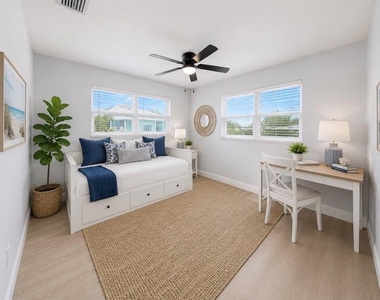 4931 Victoria Drive - Photo Thumbnail 16