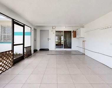 4931 Victoria Drive - Photo Thumbnail 4