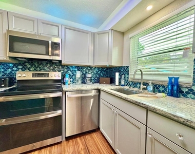 3957 Wahoo Drive Se - Photo Thumbnail 10