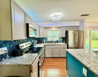 3957 Wahoo Drive Se - Photo Thumbnail 7