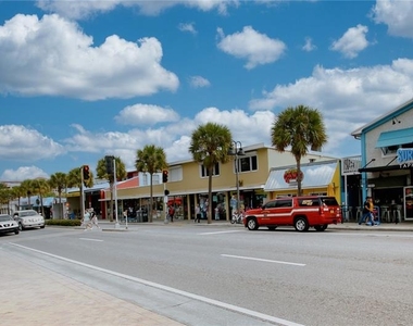 1301 Gulf Boulevard - Photo Thumbnail 19