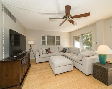 1301 Gulf Boulevard - Photo Thumbnail 13