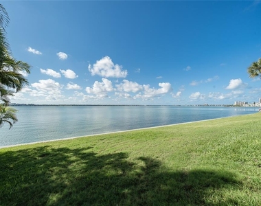 1301 Gulf Boulevard - Photo Thumbnail 38