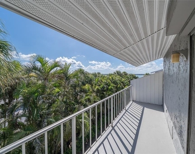 1301 Gulf Boulevard - Photo Thumbnail 26