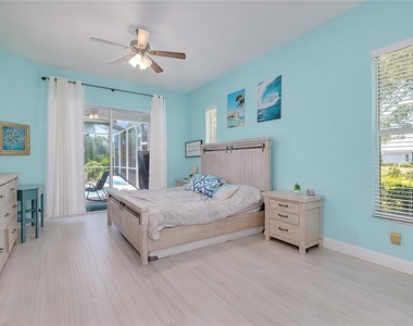 360 Cedarbrook Court - Photo Thumbnail 8