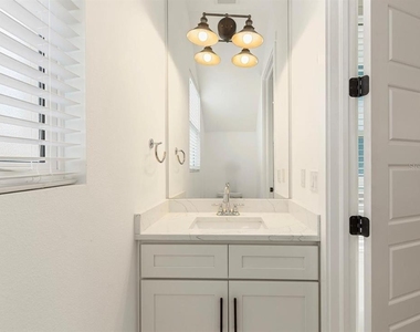 214 E Floribraska Avenue - Photo Thumbnail 11