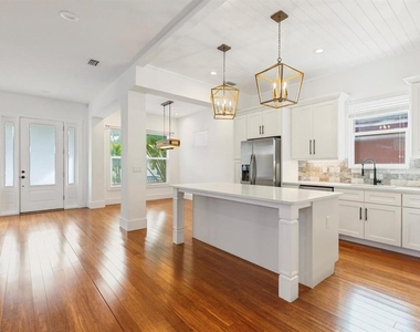 214 E Floribraska Avenue - Photo Thumbnail 8
