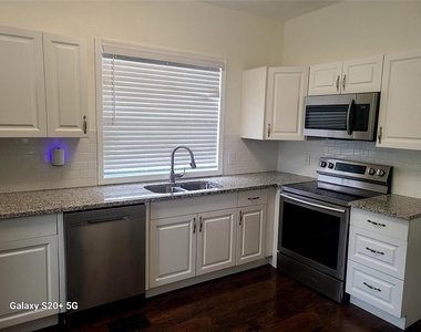 2220 E 17th Avenue - Photo Thumbnail 5