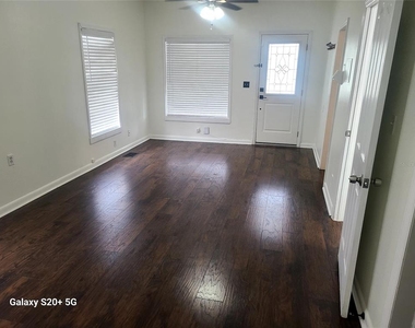 2220 E 17th Avenue - Photo Thumbnail 4