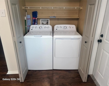 2220 E 17th Avenue - Photo Thumbnail 8