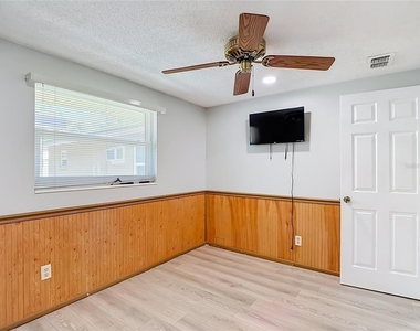 7916 Woodgrove Circle - Photo Thumbnail 22