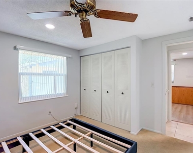7916 Woodgrove Circle - Photo Thumbnail 29
