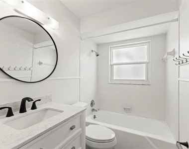 4960 Dover Street Ne - Photo Thumbnail 23