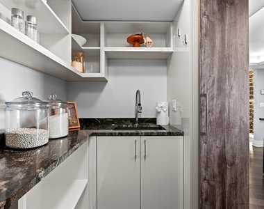 3301 Bayshore Boulevard - Photo Thumbnail 15