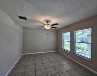 165 Rain Berry Avenue - Photo Thumbnail 6