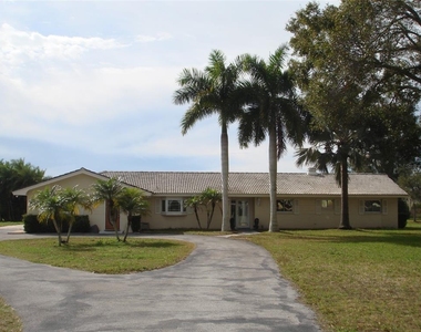 1730 Robinhood Lane - Photo Thumbnail 21