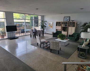 750 Burlington Avenue N - Photo Thumbnail 2