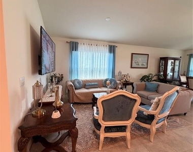 9051 Oscraft Drive - Photo Thumbnail 9