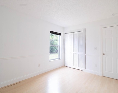 2782 Picadilly Circle - Photo Thumbnail 21