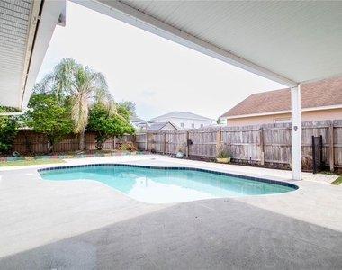 2782 Picadilly Circle - Photo Thumbnail 25