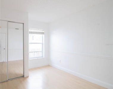 2782 Picadilly Circle - Photo Thumbnail 15