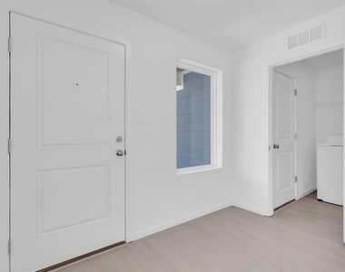 5540 Sapote Court - Photo Thumbnail 5