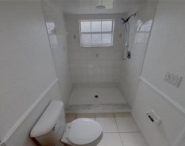 10417 Sw 52nd Court - Photo Thumbnail 12