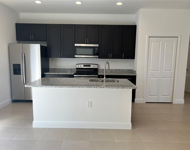 7260 Sw 132nd Place - Photo Thumbnail 4