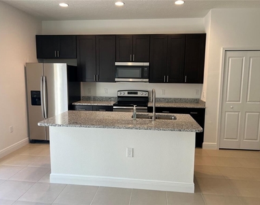 7260 Sw 132nd Place - Photo Thumbnail 2
